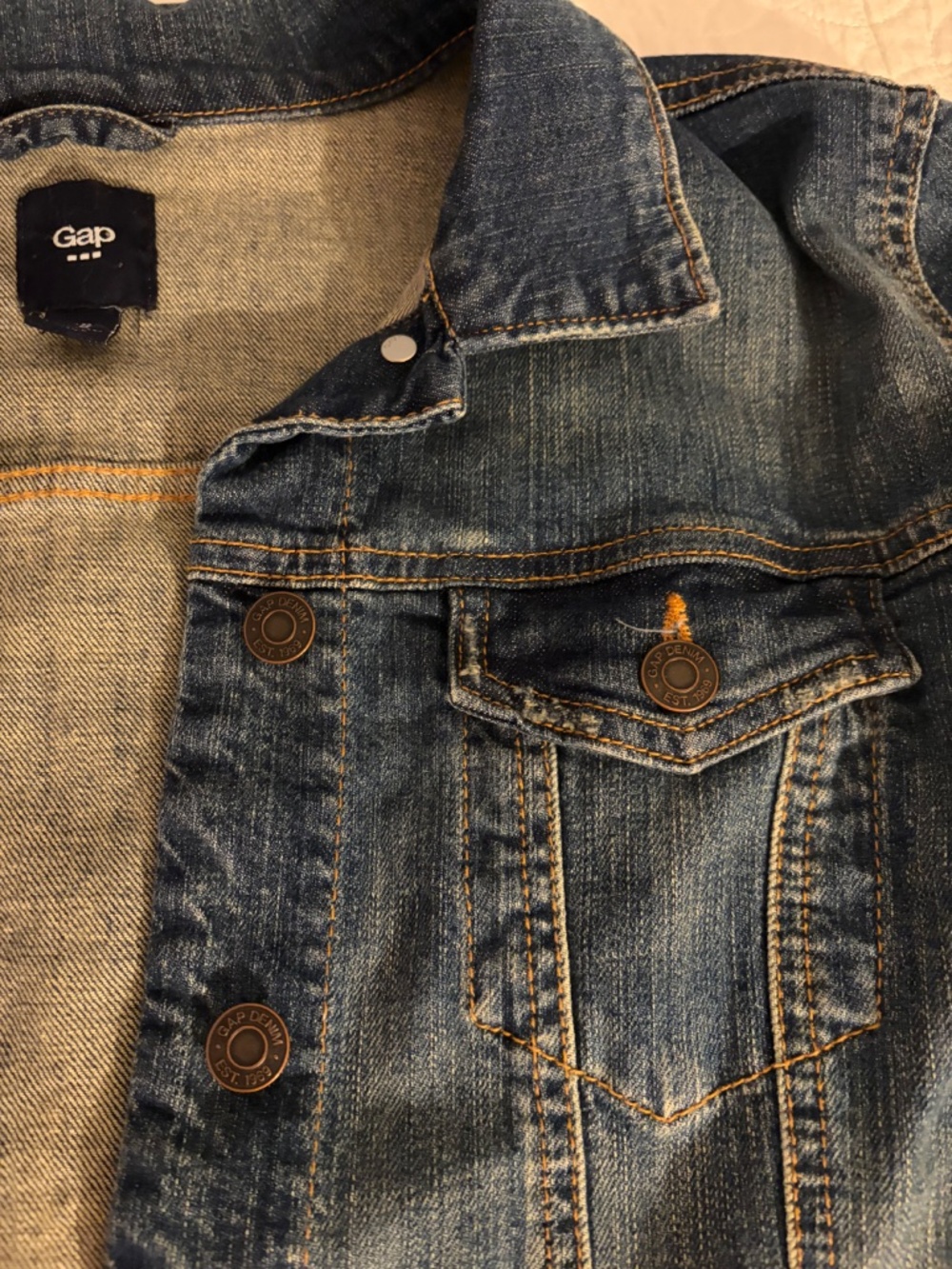 Women’s Gap Jean Jacket - Medium - Picture 4 of 6